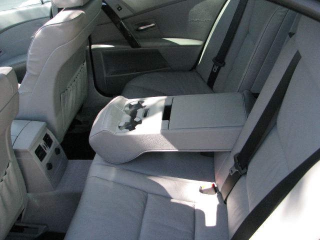 BMW 5 series 2004 photo 48