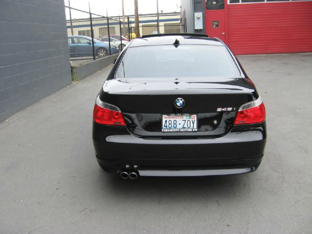 BMW 5 series 2004 photo 1