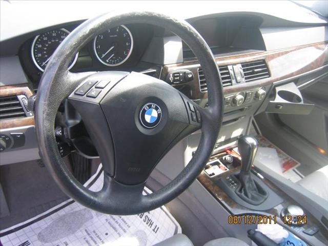 BMW 5 series 2004 photo 5