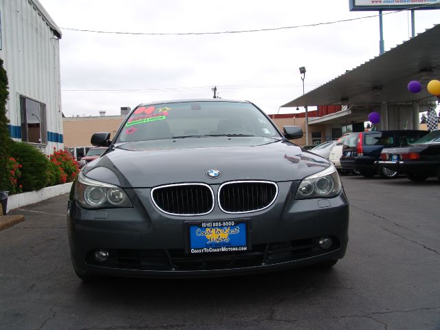 BMW 5 series 2004 photo 1