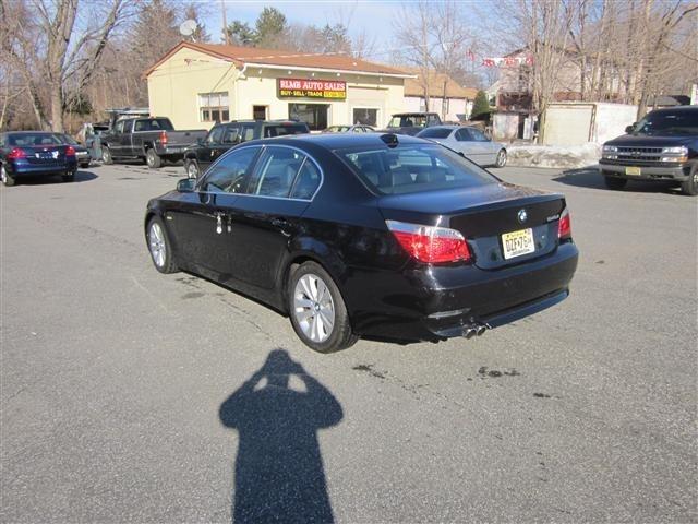 BMW 5 series 2005 photo 2