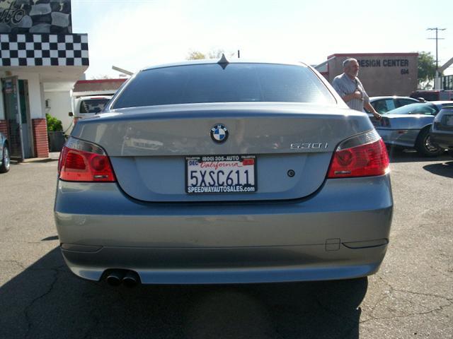 BMW 5 series 2005 photo 2