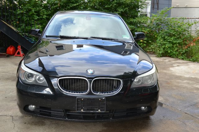 BMW 5 series 2005 photo 3