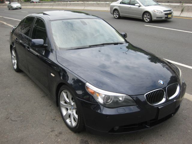 BMW 5 series 2005 photo 1