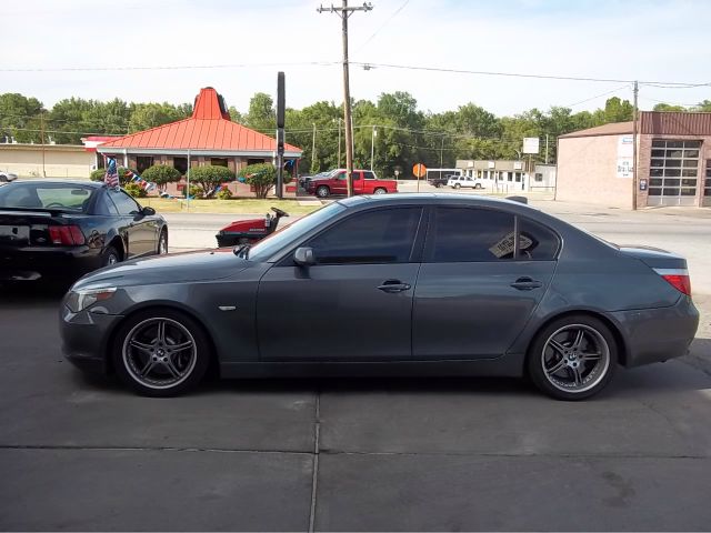 BMW 5 series 2005 photo 1