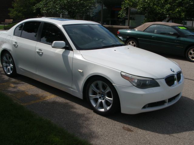 BMW 5 series QUAD CAB SLT Laramie Sedan