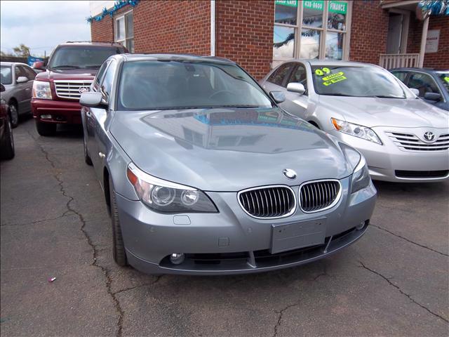 BMW 5 series 2005 photo 1