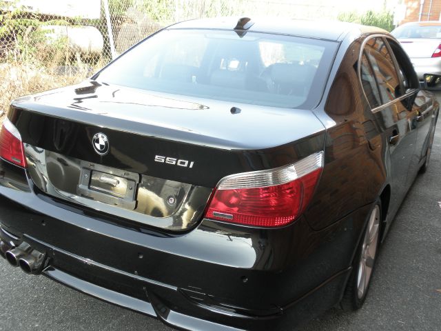 BMW 5 series 2005 photo 1