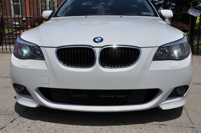 BMW 5 series 2005 photo 3