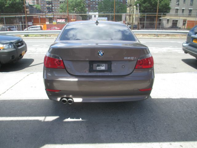 BMW 5 series 2005 photo 11