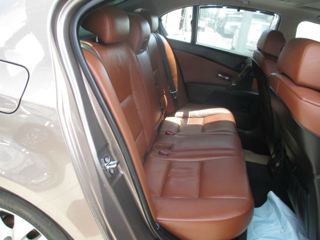 BMW 5 series 2005 photo 12