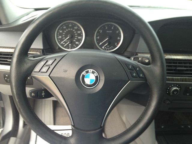 BMW 5 series 2005 photo 7