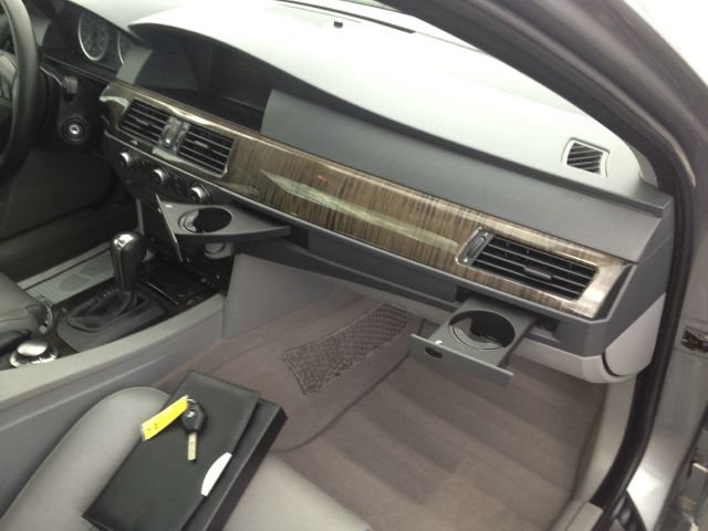 BMW 5 series 2005 photo 8