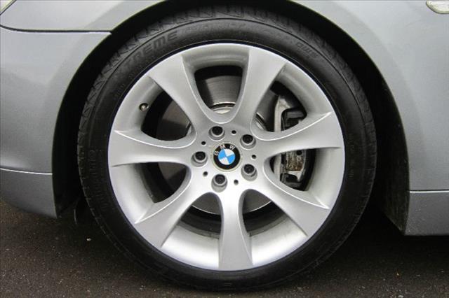 BMW 5 series 2005 photo 13