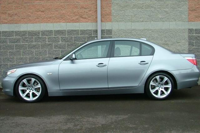 BMW 5 series 2005 photo 9