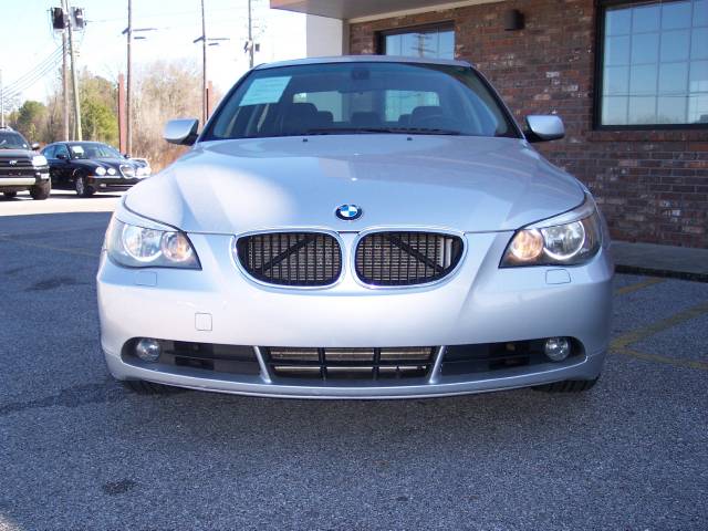 BMW 5 series 2005 photo 4