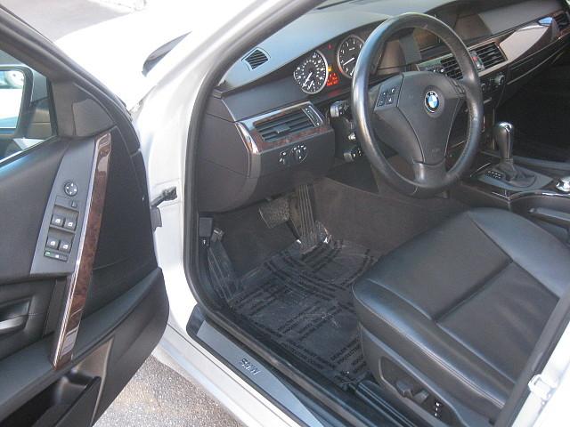 BMW 5 series 2005 photo 2