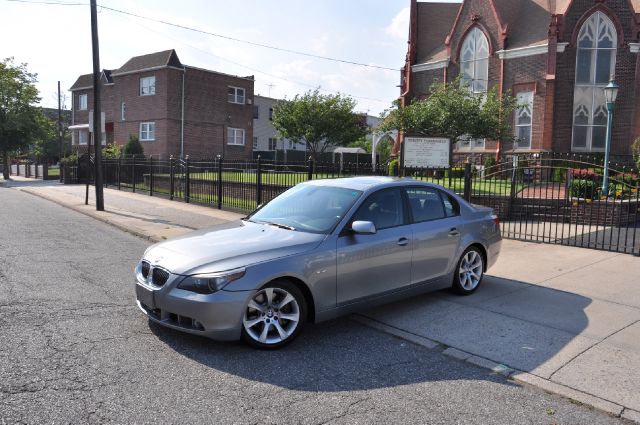 BMW 5 series 2005 photo 52