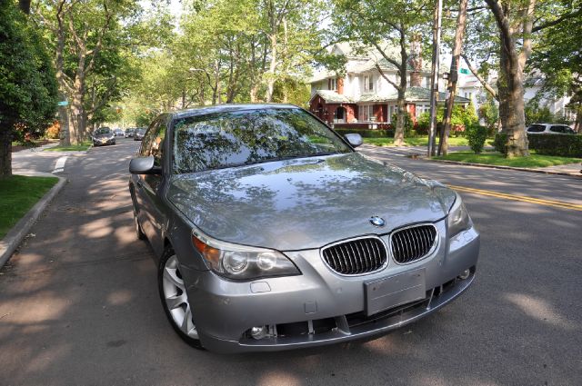 BMW 5 series 2005 photo 6