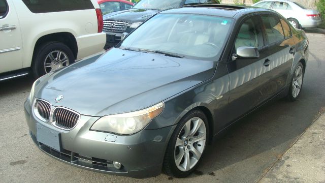 BMW 5 series 2005 photo 10