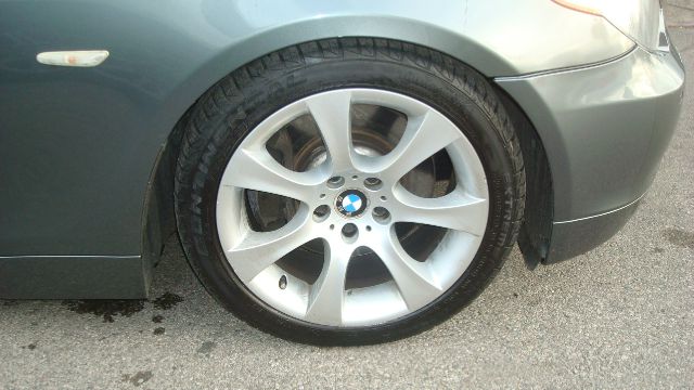 BMW 5 series 2005 photo 4