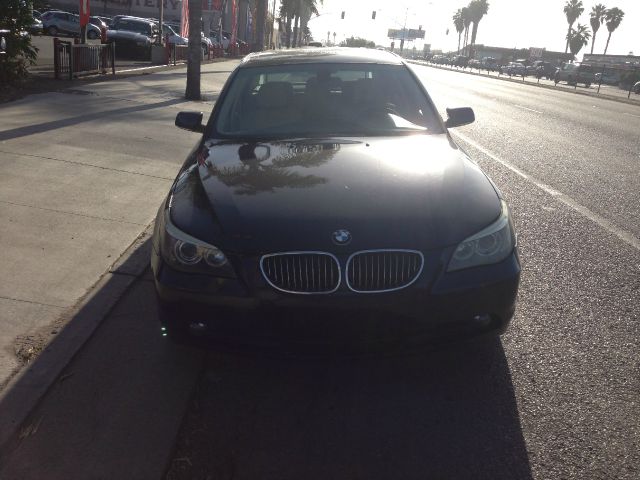 BMW 5 series 2005 photo 9