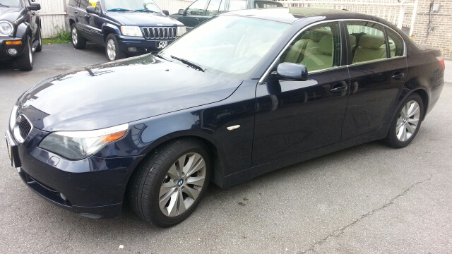 BMW 5 series 2005 photo 1