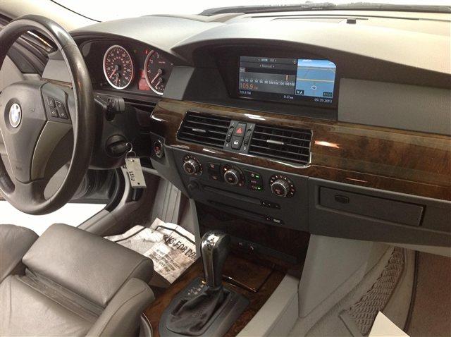 BMW 5 series 2006 photo 10