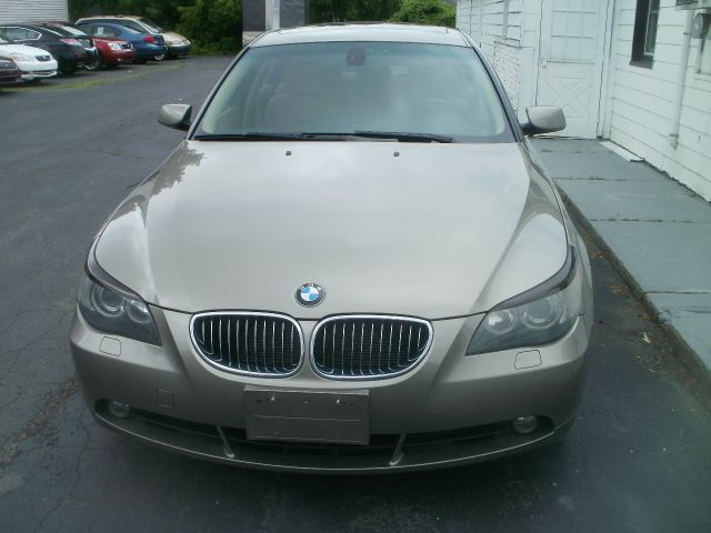 BMW 5 series 2006 photo 2