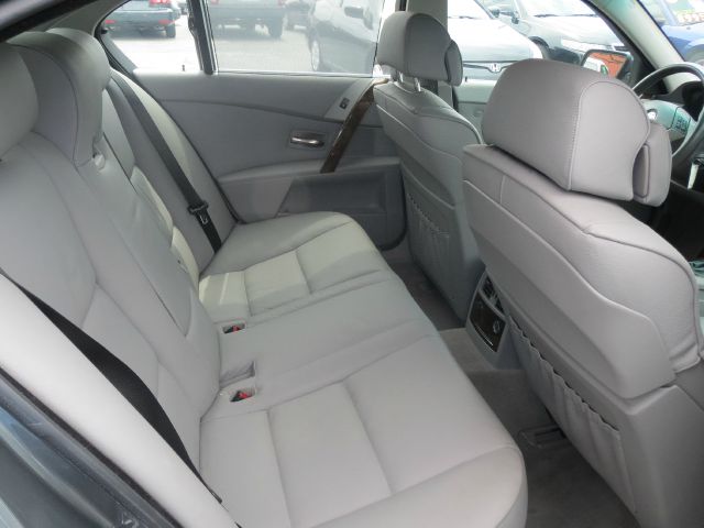 BMW 5 series 2006 photo 11