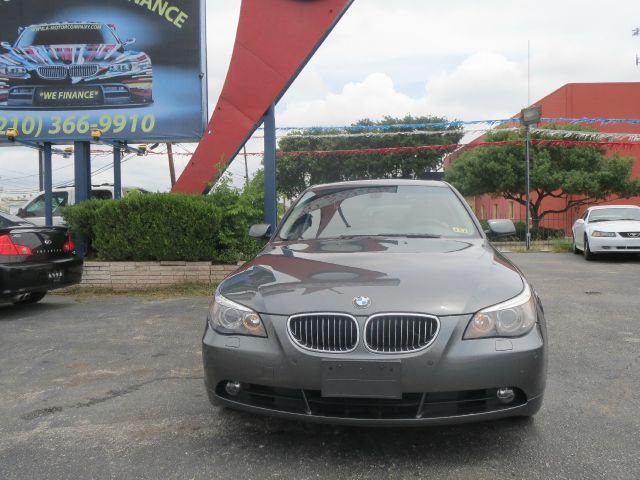 BMW 5 series 2006 photo 14