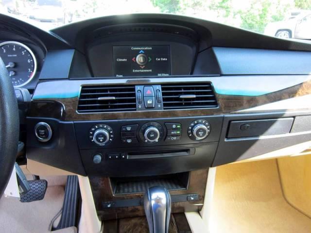 BMW 5 series 2006 photo 16