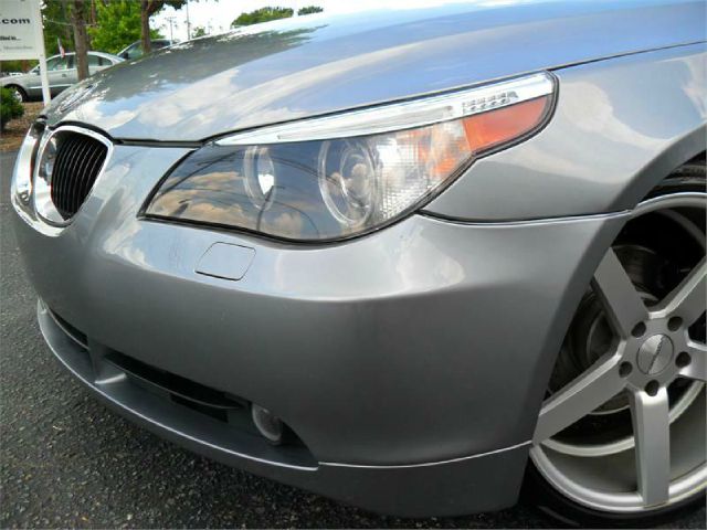 BMW 5 series 2006 photo 1