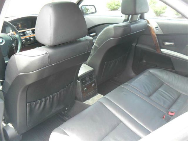 BMW 5 series 2006 photo 24