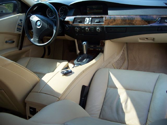 BMW 5 series 2006 photo 1