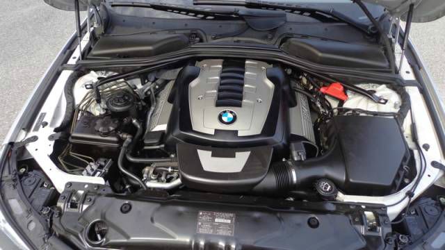 BMW 5 series 2006 photo 2