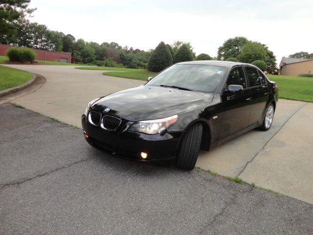 BMW 5 series 2006 photo 1