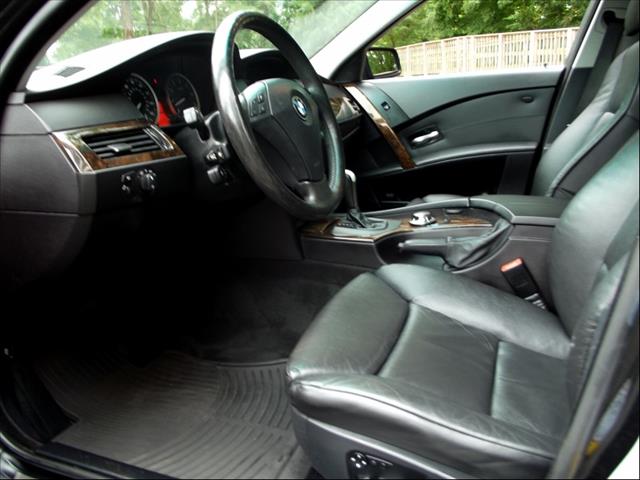 BMW 5 series 2006 photo 1