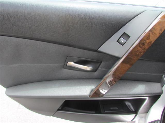 BMW 5 series 2006 photo 11