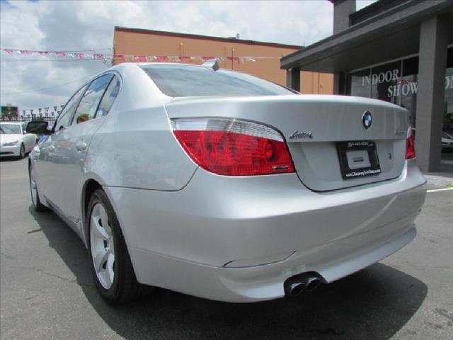 BMW 5 series 2006 photo 24