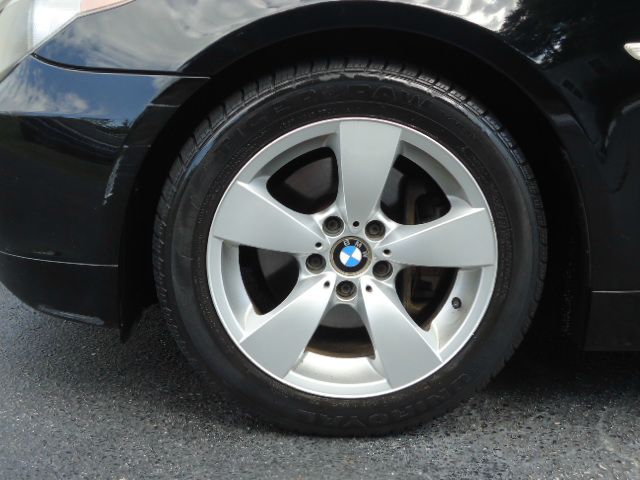 BMW 5 series 2006 photo 4