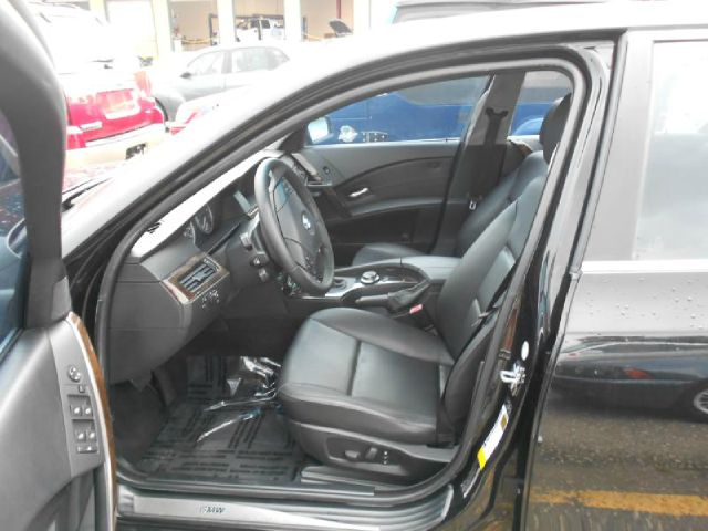 BMW 5 series 2006 photo 1