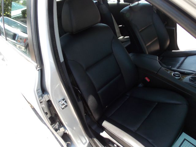 BMW 5 series 2006 photo 21