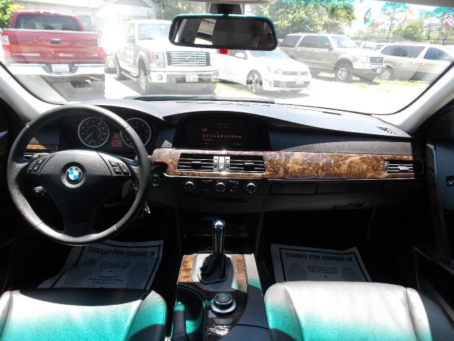 BMW 5 series 2006 photo 3