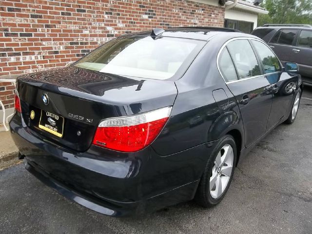 BMW 5 series 2006 photo 2