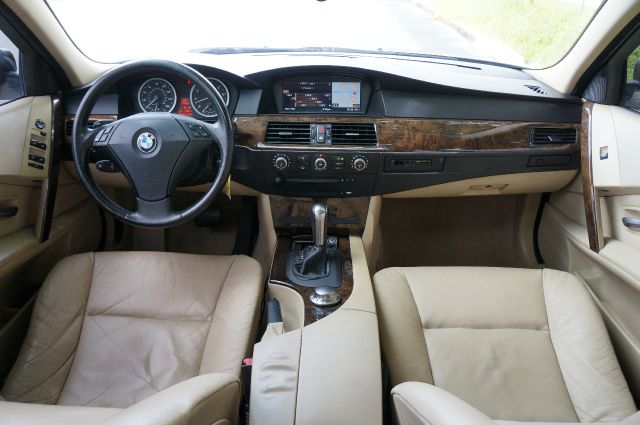 BMW 5 series 2006 photo 51