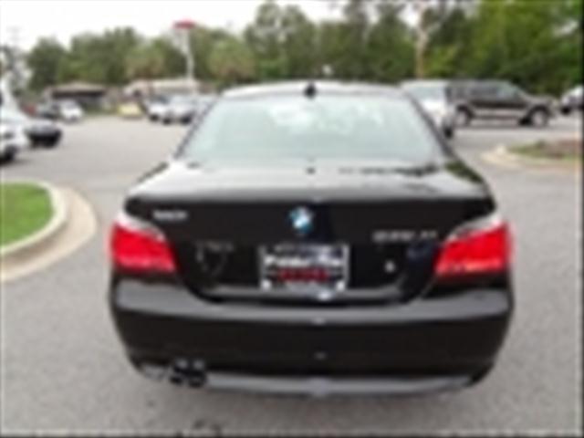 BMW 5 series 2006 photo 2