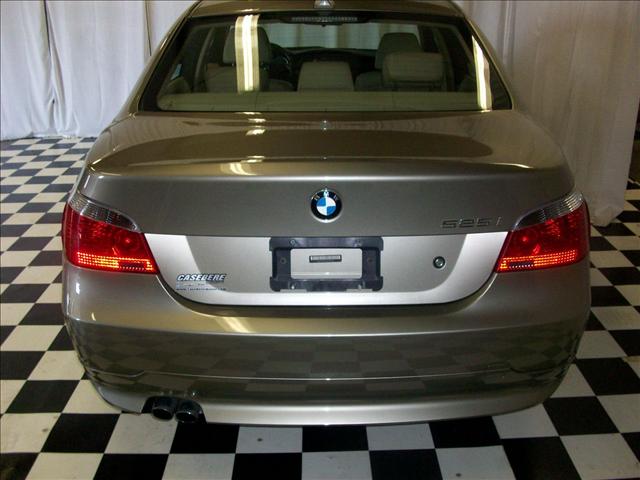 BMW 5 series 2006 photo 2