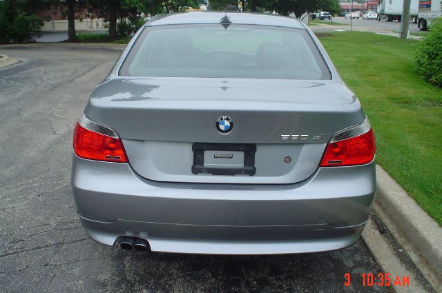 BMW 5 series 2006 photo 2