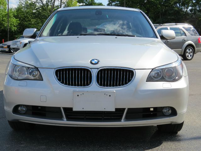 BMW 5 series 2006 photo 1